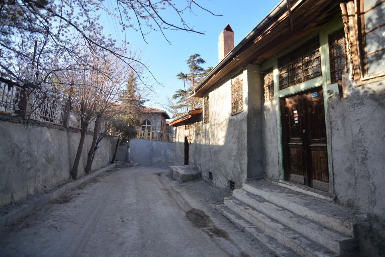 HALİLAĞA MAHALLESİ SOKAK SAĞLIKLAŞTIRMASI