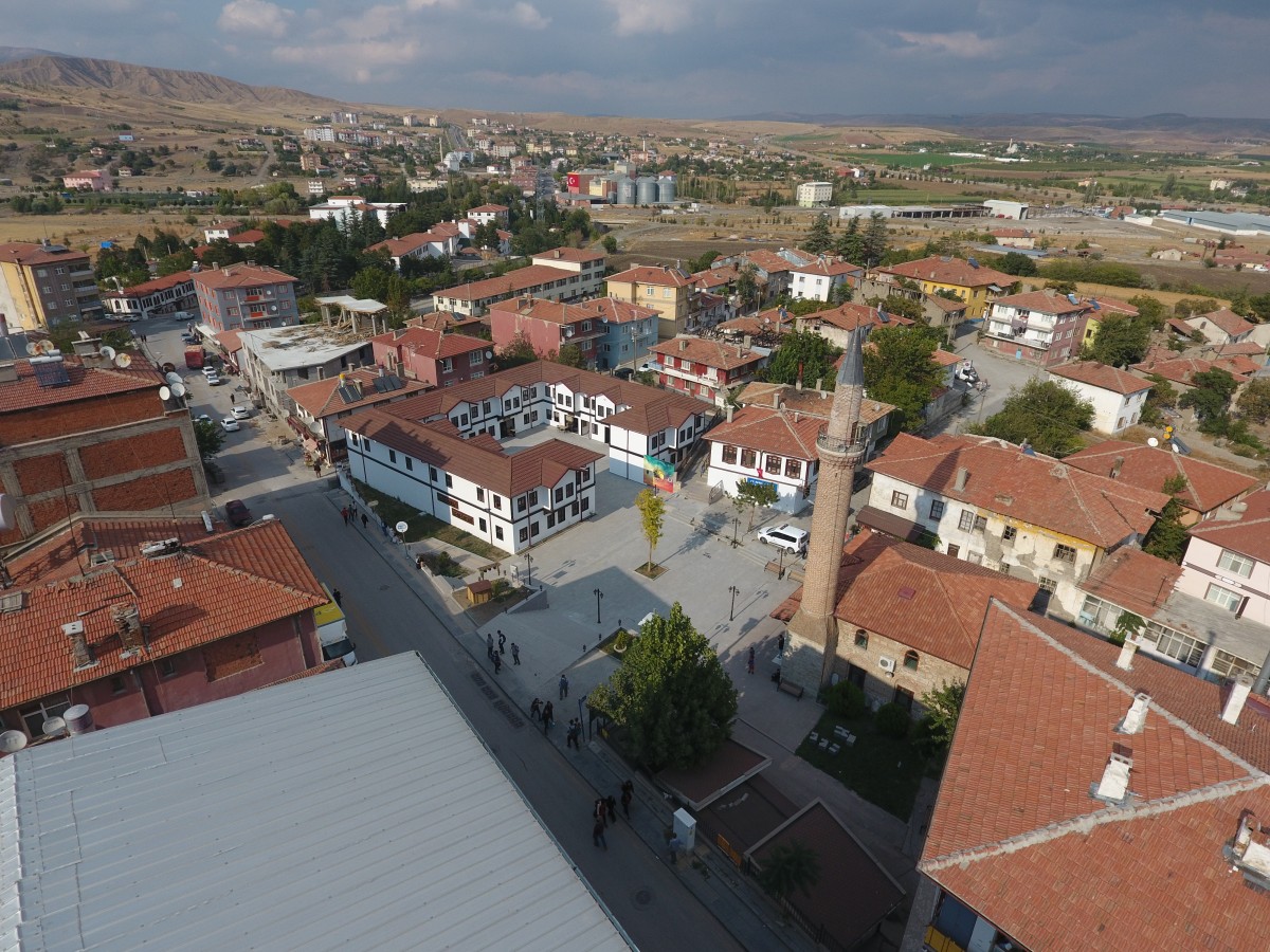 SARAY CAMİİSİ TARİHİ MEYDAN DÜZENLEMESİ ve BEDESTEN YAPIMI